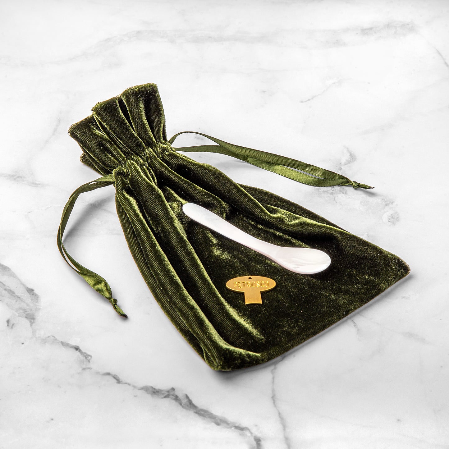 Petrusco Accessories